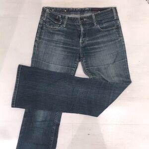 Perfectly distressed vertigo jeans